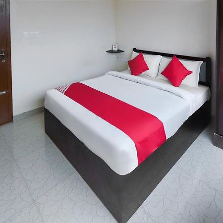 Oyo 49244 Green Castle Residency Hotel Nedumkandam ภายนอก รูปภาพ