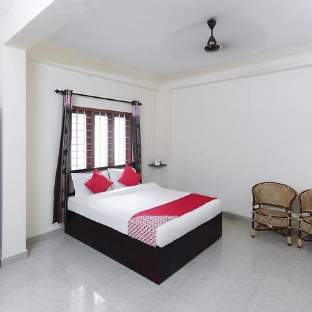 Oyo 49244 Green Castle Residency Hotel Nedumkandam ภายนอก รูปภาพ