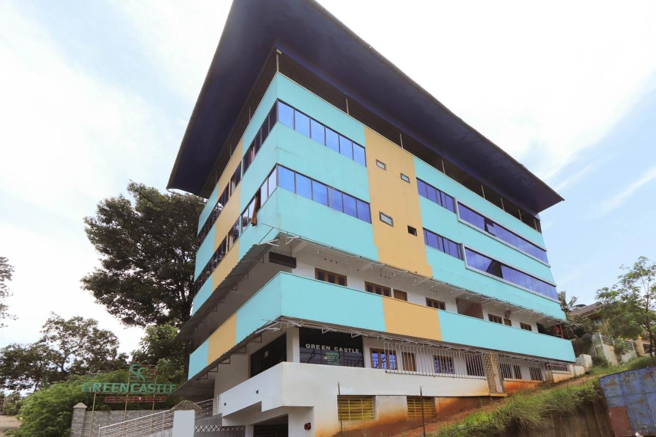 Oyo 49244 Green Castle Residency Hotel Nedumkandam ภายนอก รูปภาพ