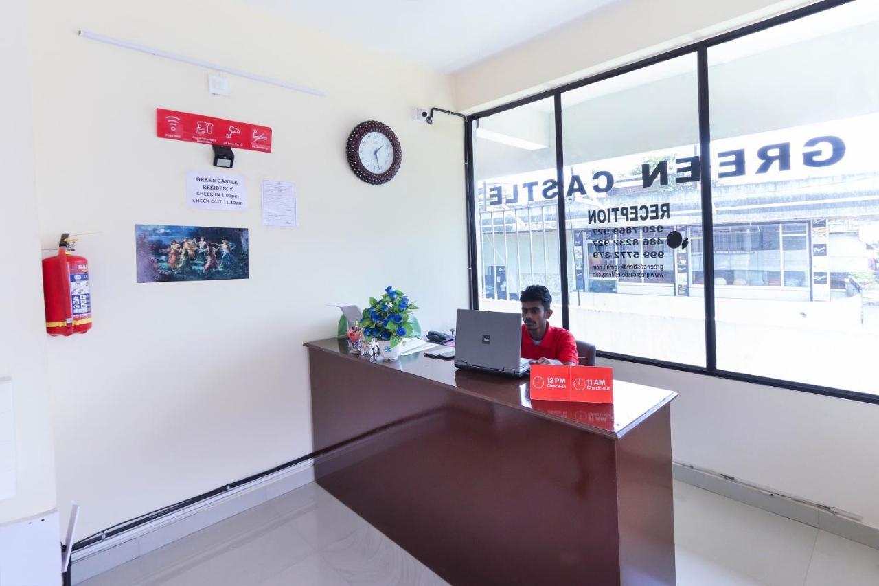 Oyo 49244 Green Castle Residency Hotel Nedumkandam ภายนอก รูปภาพ