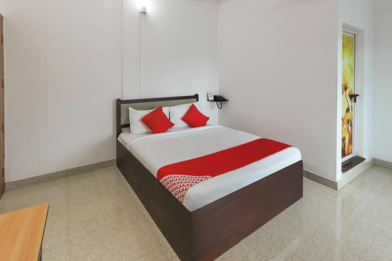 Oyo 49244 Green Castle Residency Hotel Nedumkandam ภายนอก รูปภาพ